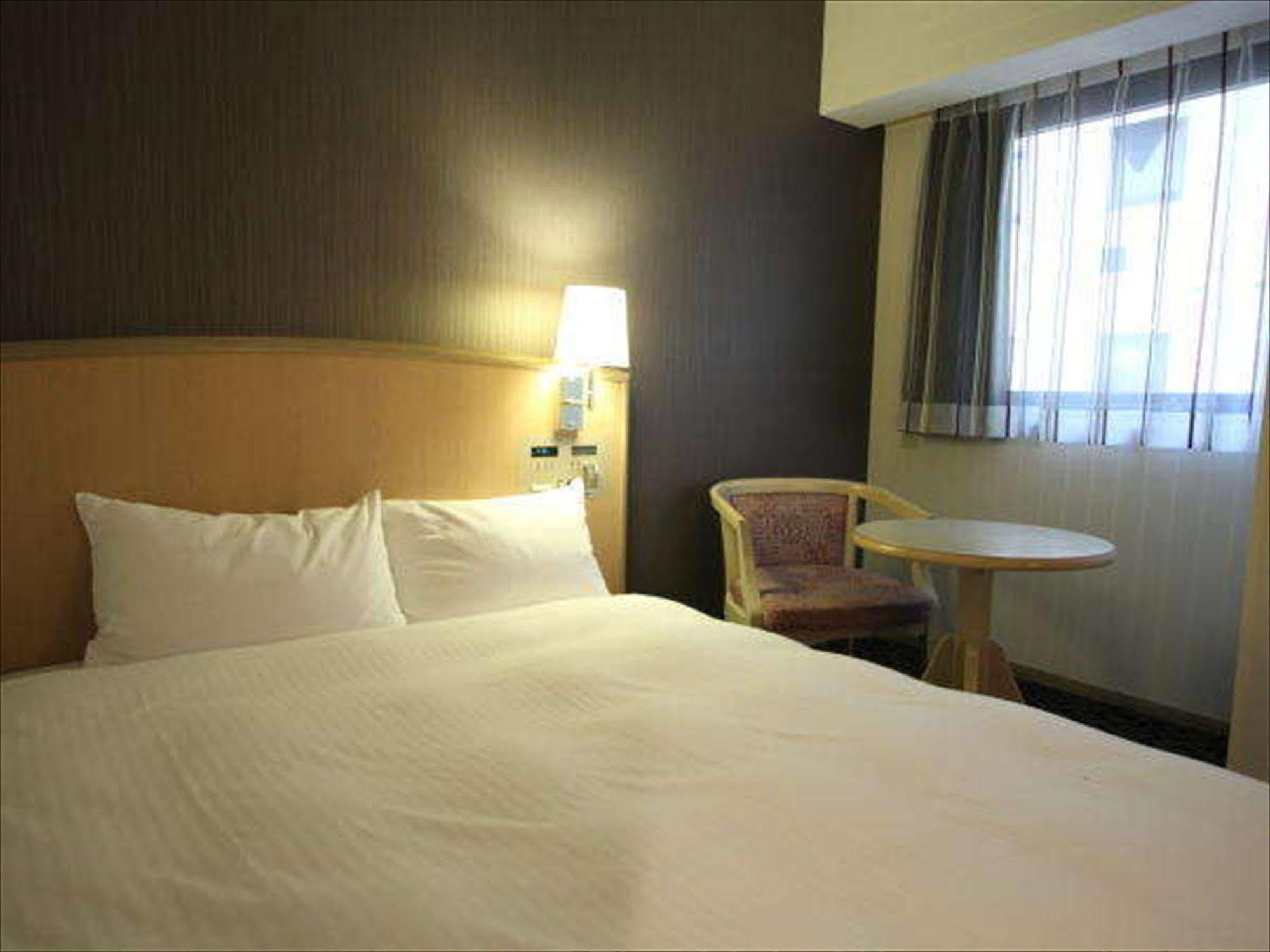 Gr Hotel Esaka Suita Luaran gambar