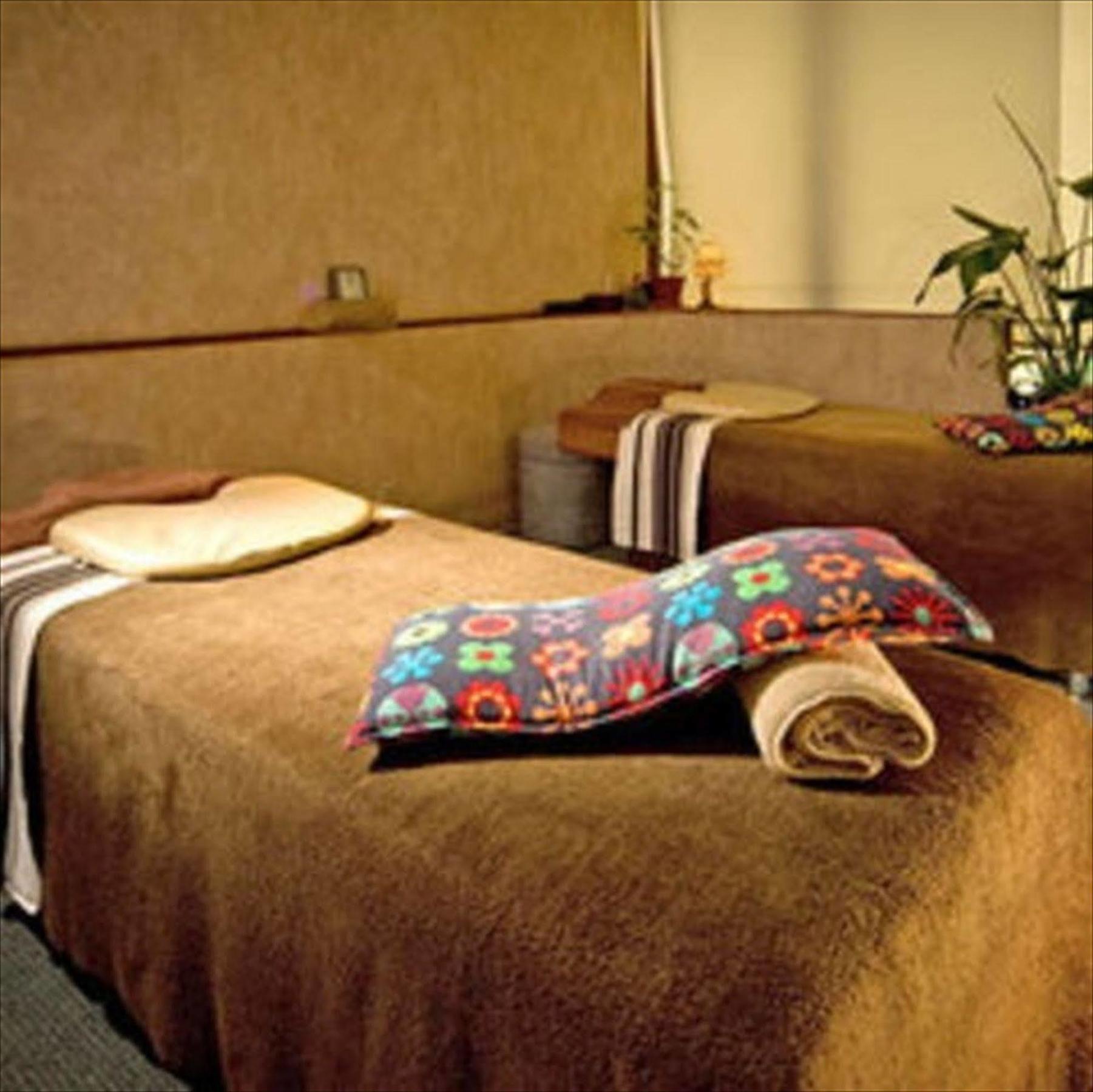 Gr Hotel Esaka Suita Luaran gambar