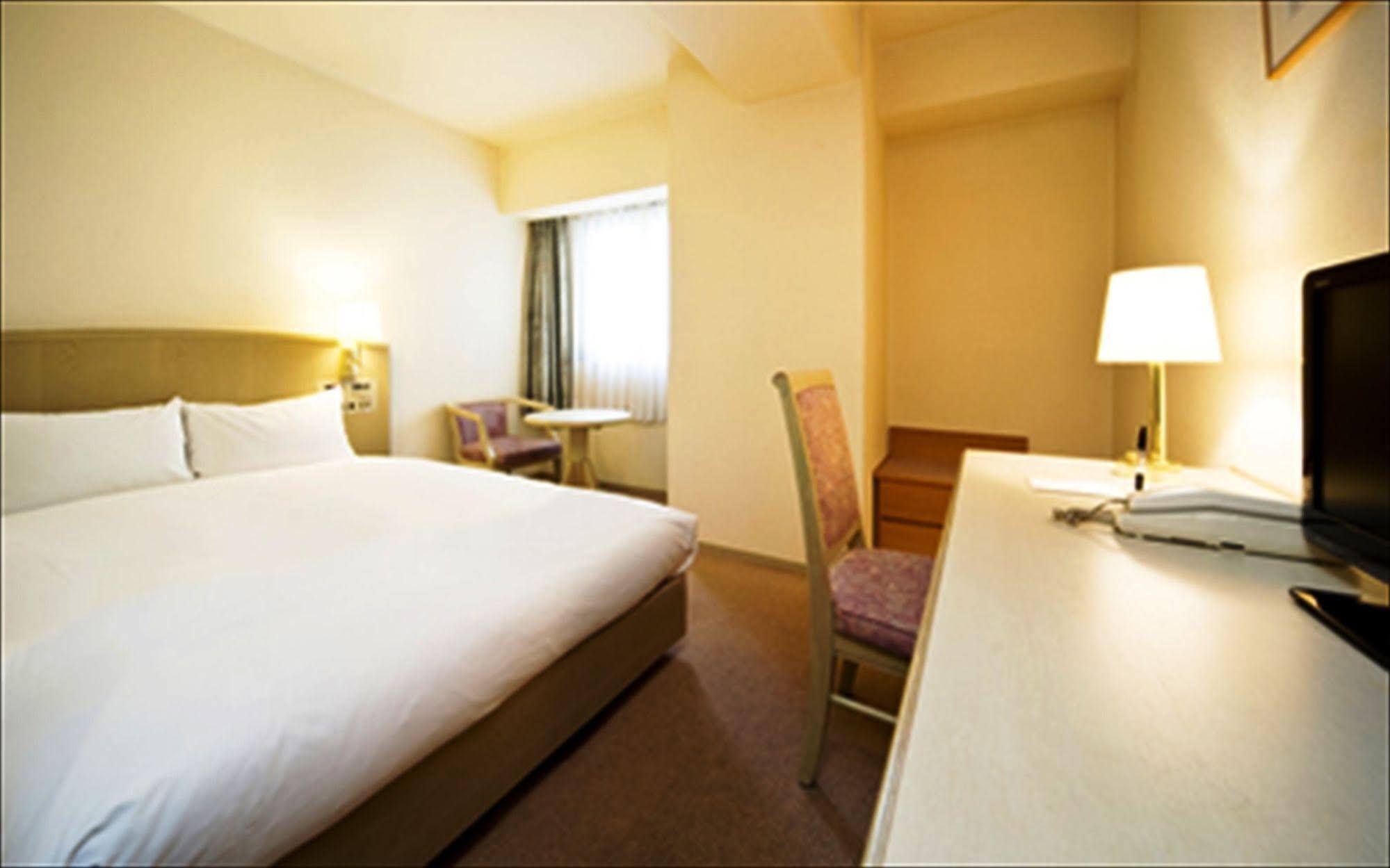 Gr Hotel Esaka Suita Luaran gambar